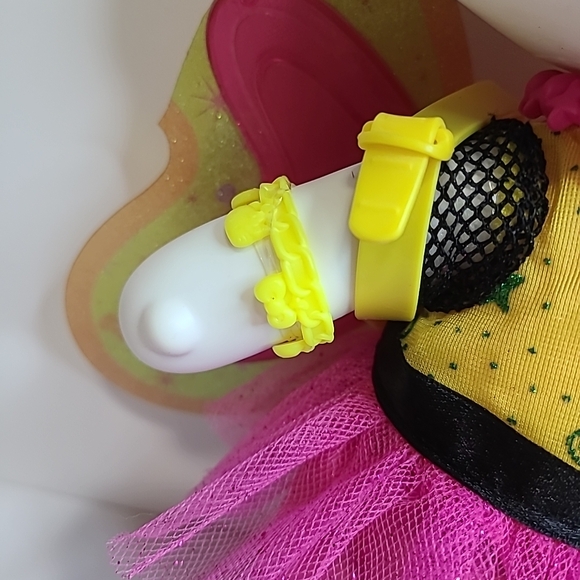 2013 Sanrio Hello Kitty Neon Fairy Glitter Doll with Outfit & Wings - Picture 7 of 13